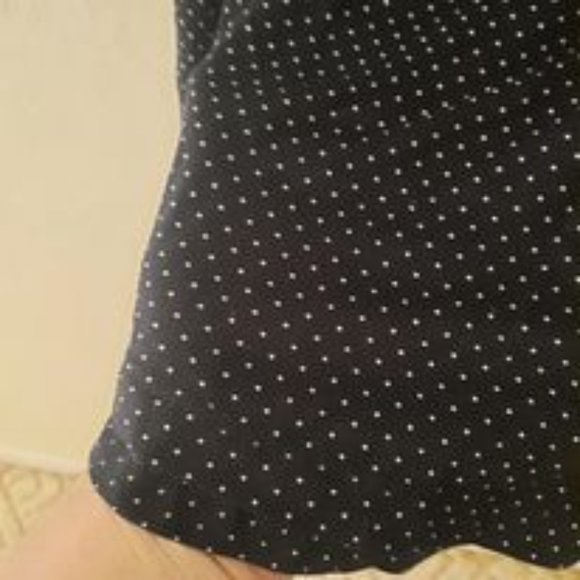Gap Polka Dotted Tee  *BOGO* - Picture 5 of 6